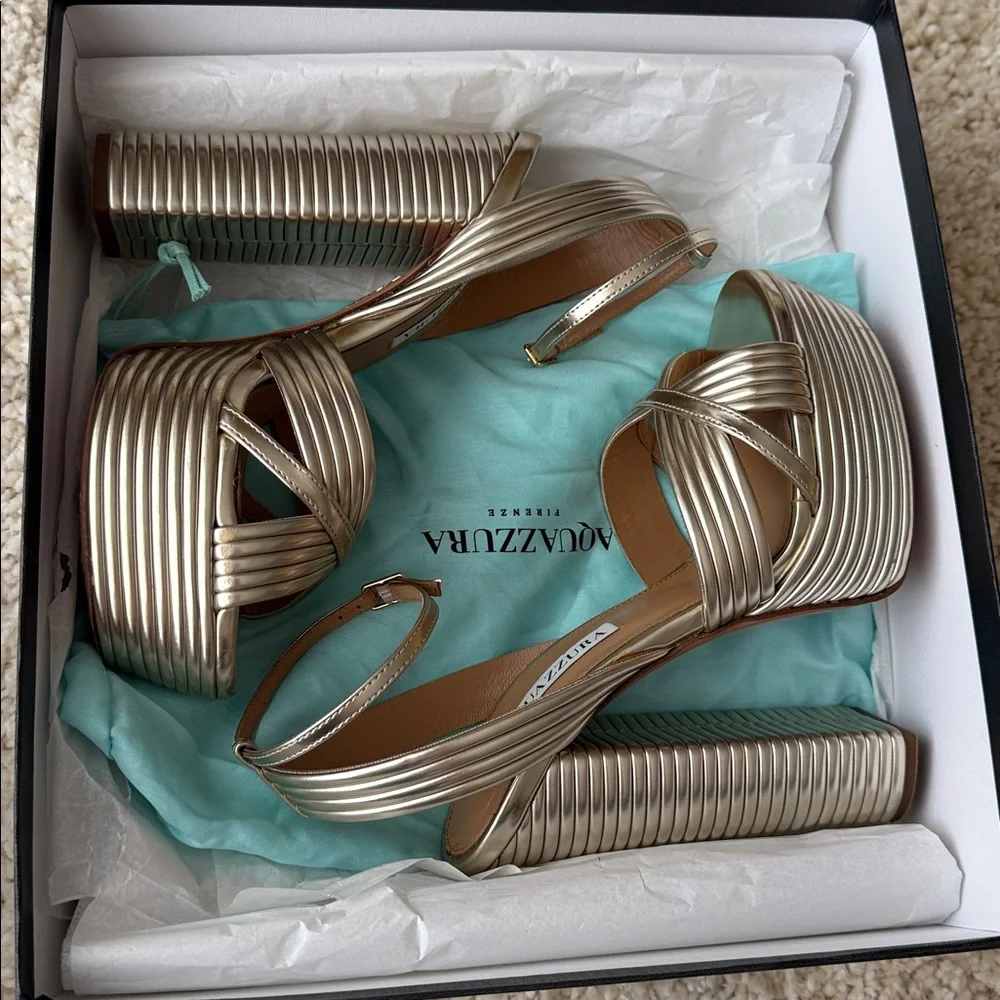 Aquazzura Sundance Plateau 140 (Light Gold)